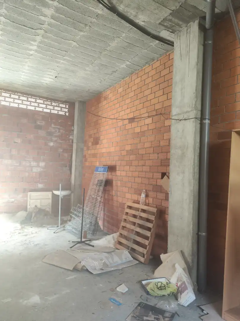Local comercial en venta en Bertamirans, imagen 5