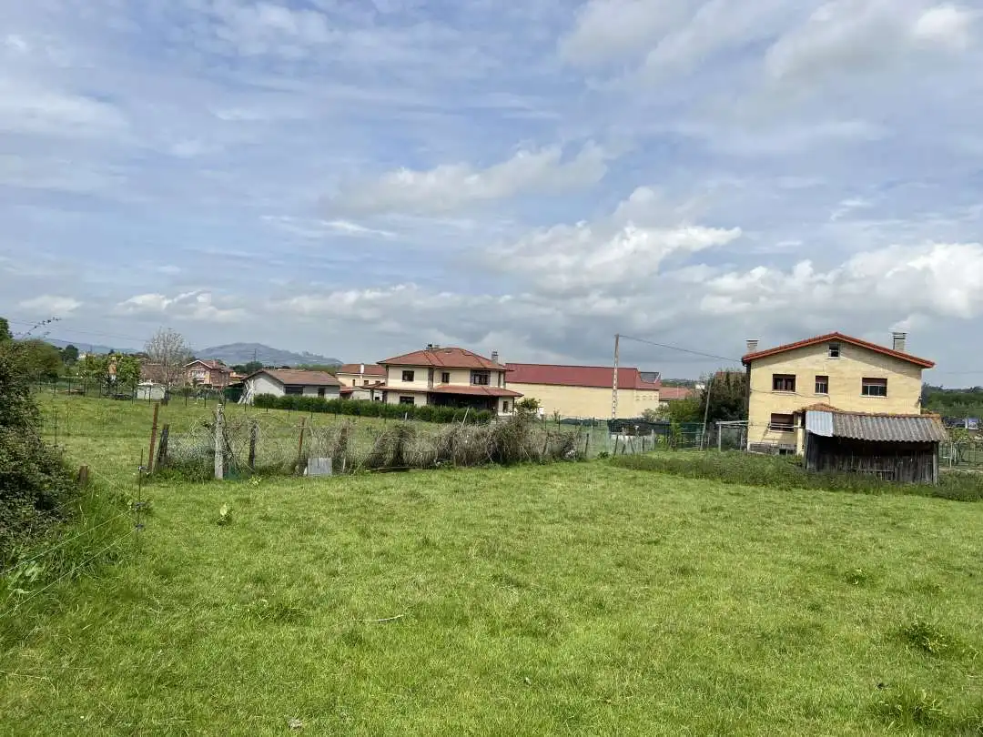 Finca rústica en venda en Siero