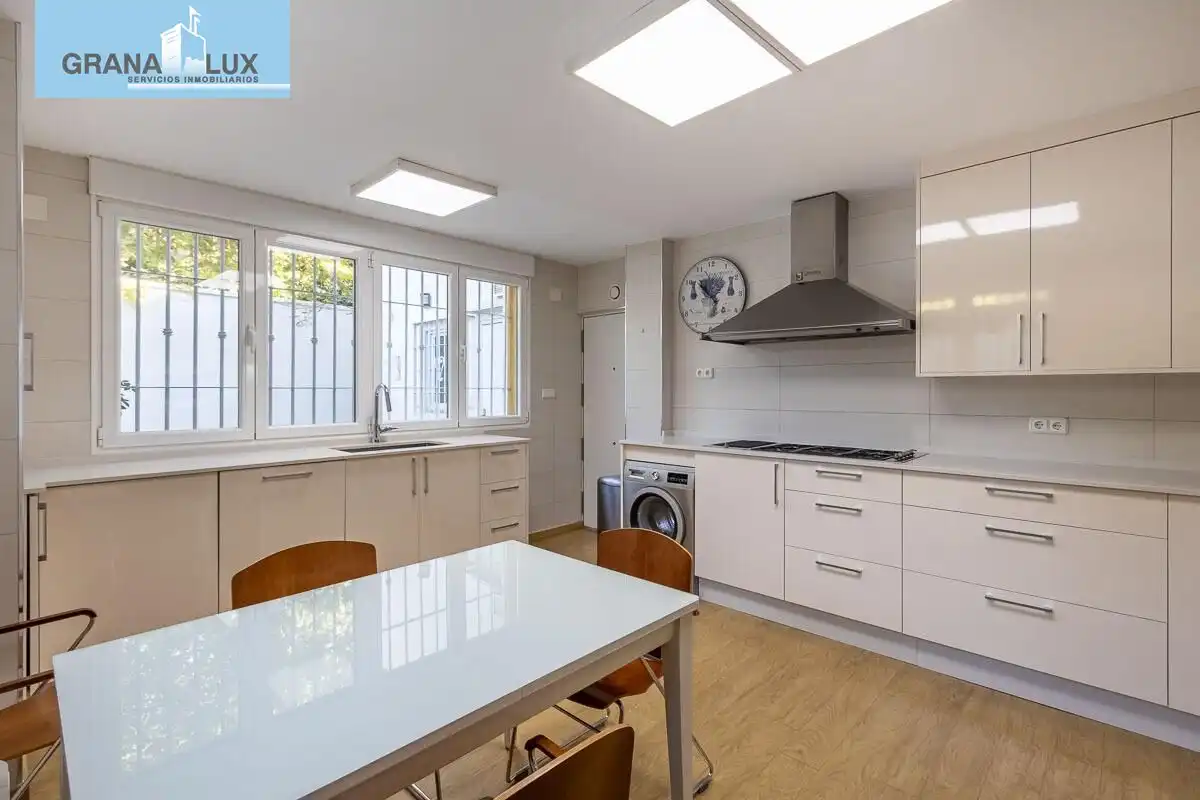 Casa con terraza en venta en Genil, imagen 17