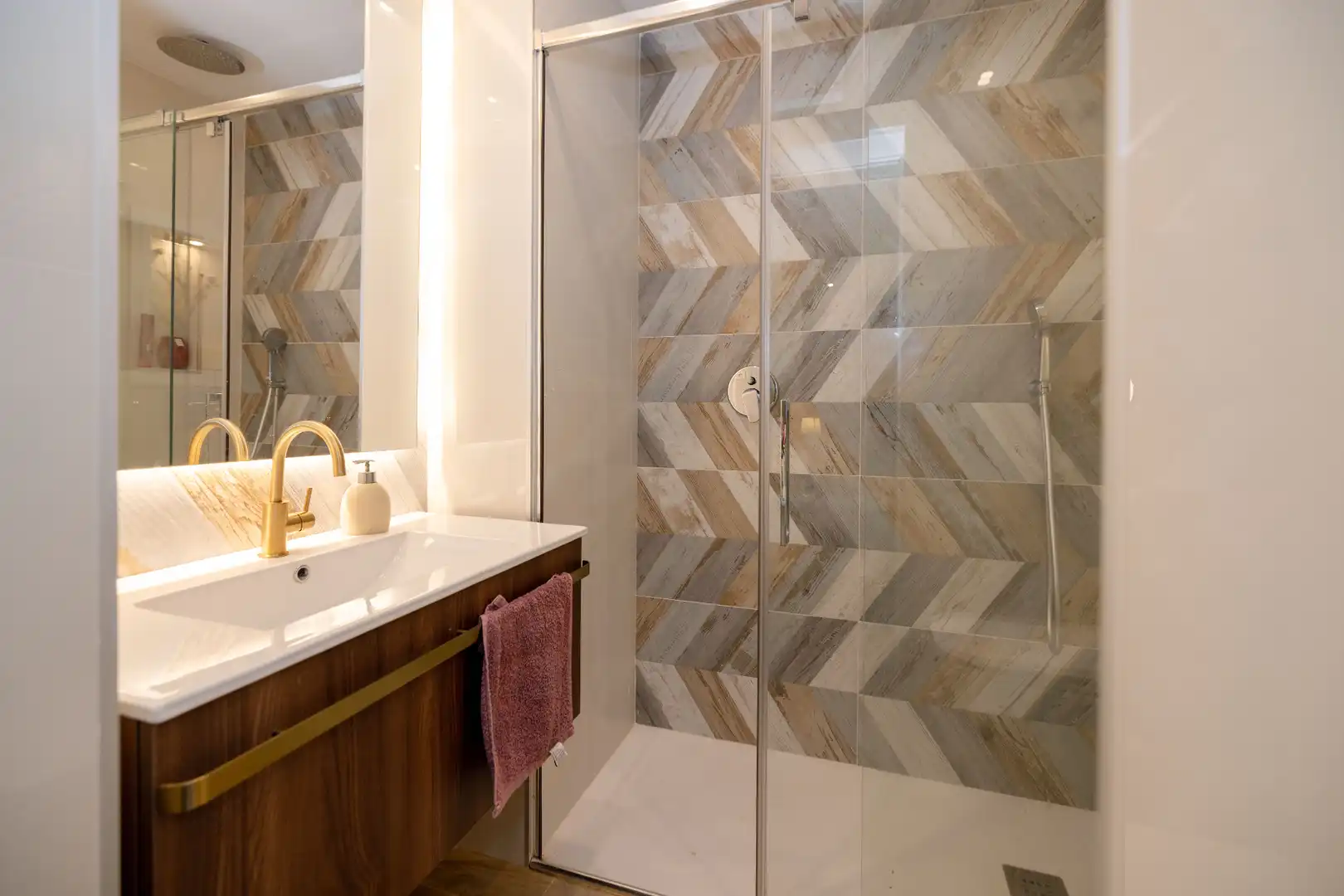 Baño de Casa o chalet en venta en Marbella con Aire acondicionado, Calefacción y Jardín privado