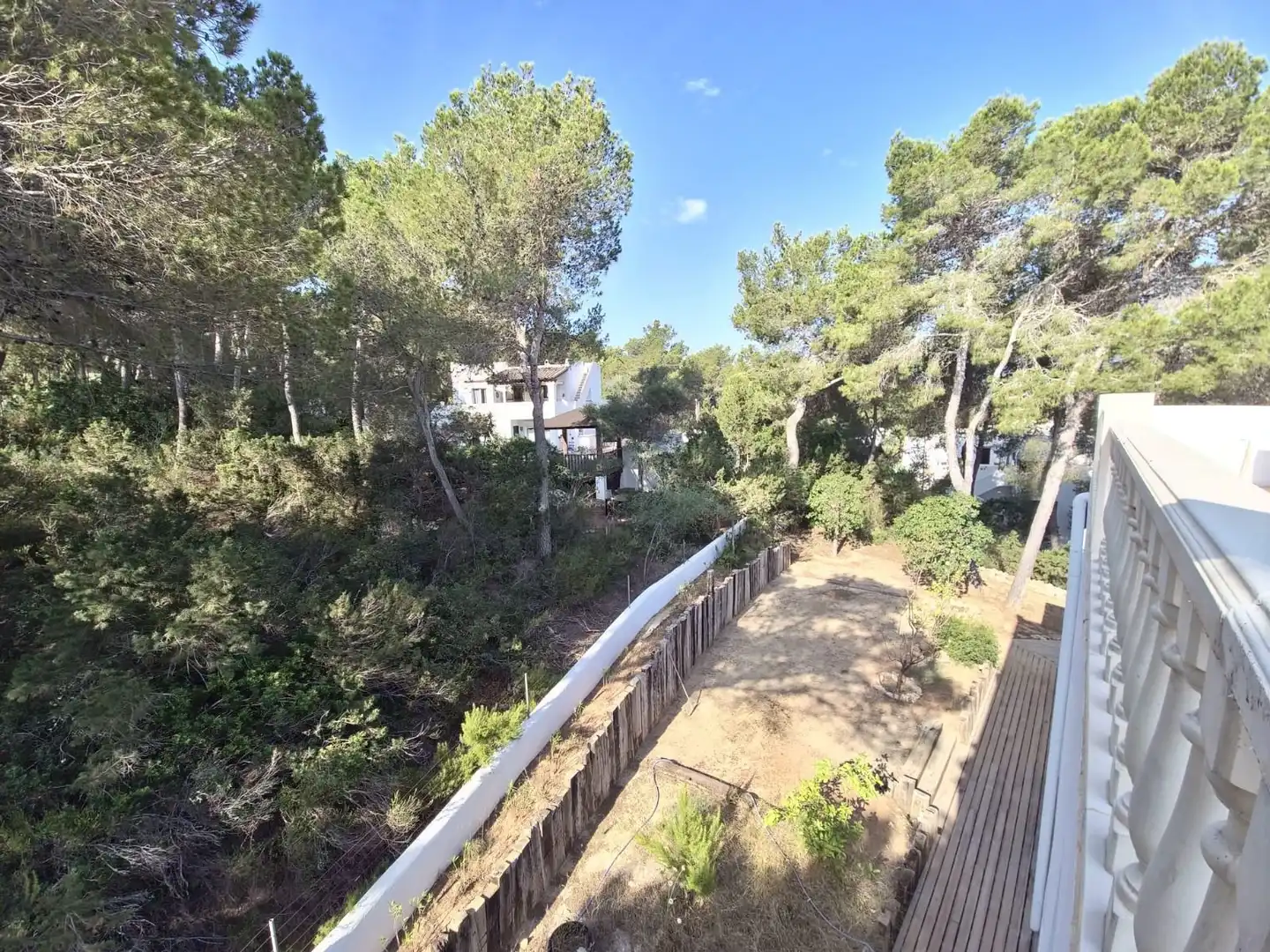 Vista exterior de Casa o xalet en venda en Santa Eulària des Riu amb Aire condicionat, Calefacció i Jardí privat