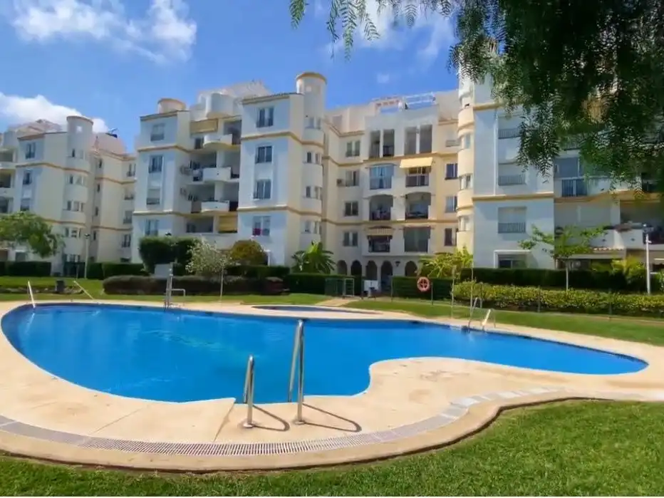 Apartament amb piscina de lloguer a Ronda del golf oeste 11