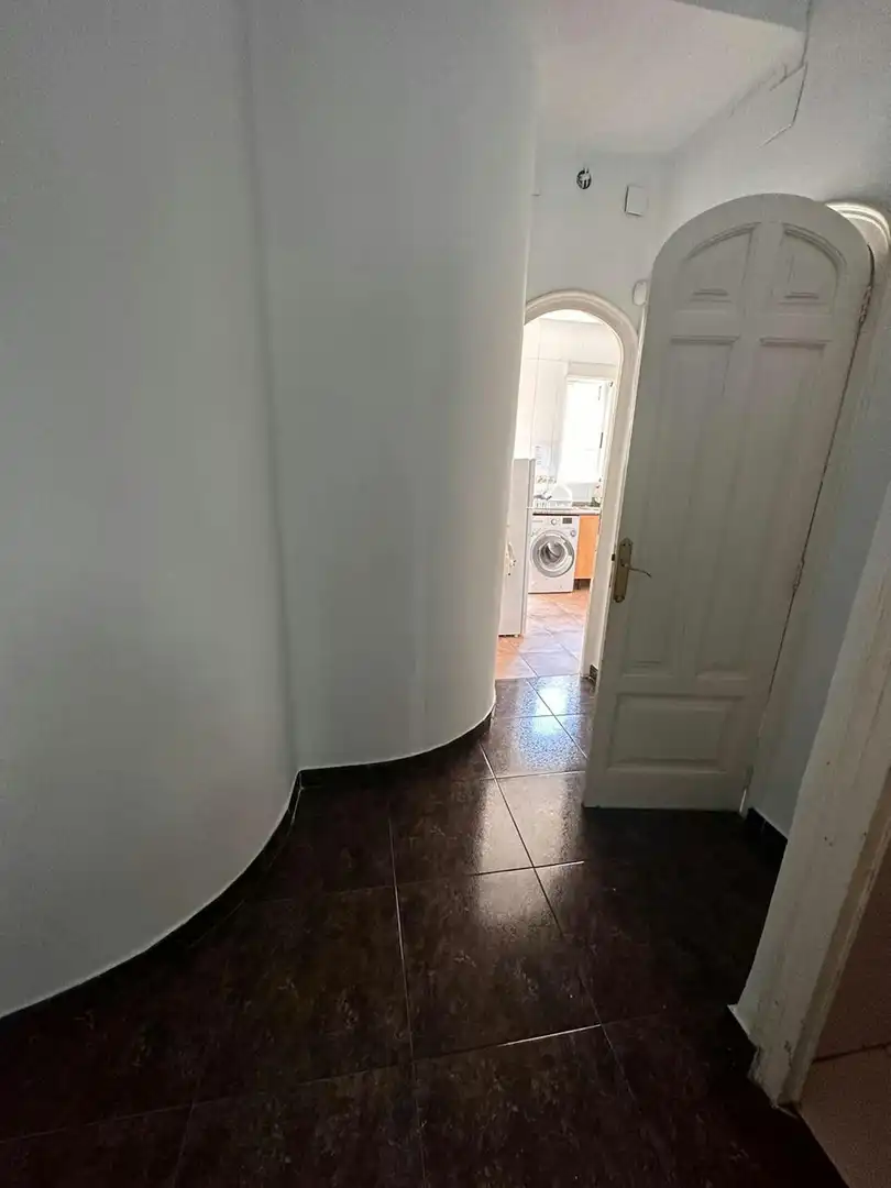 Flat for share in Valencia  with Heating, Washing machine and TV