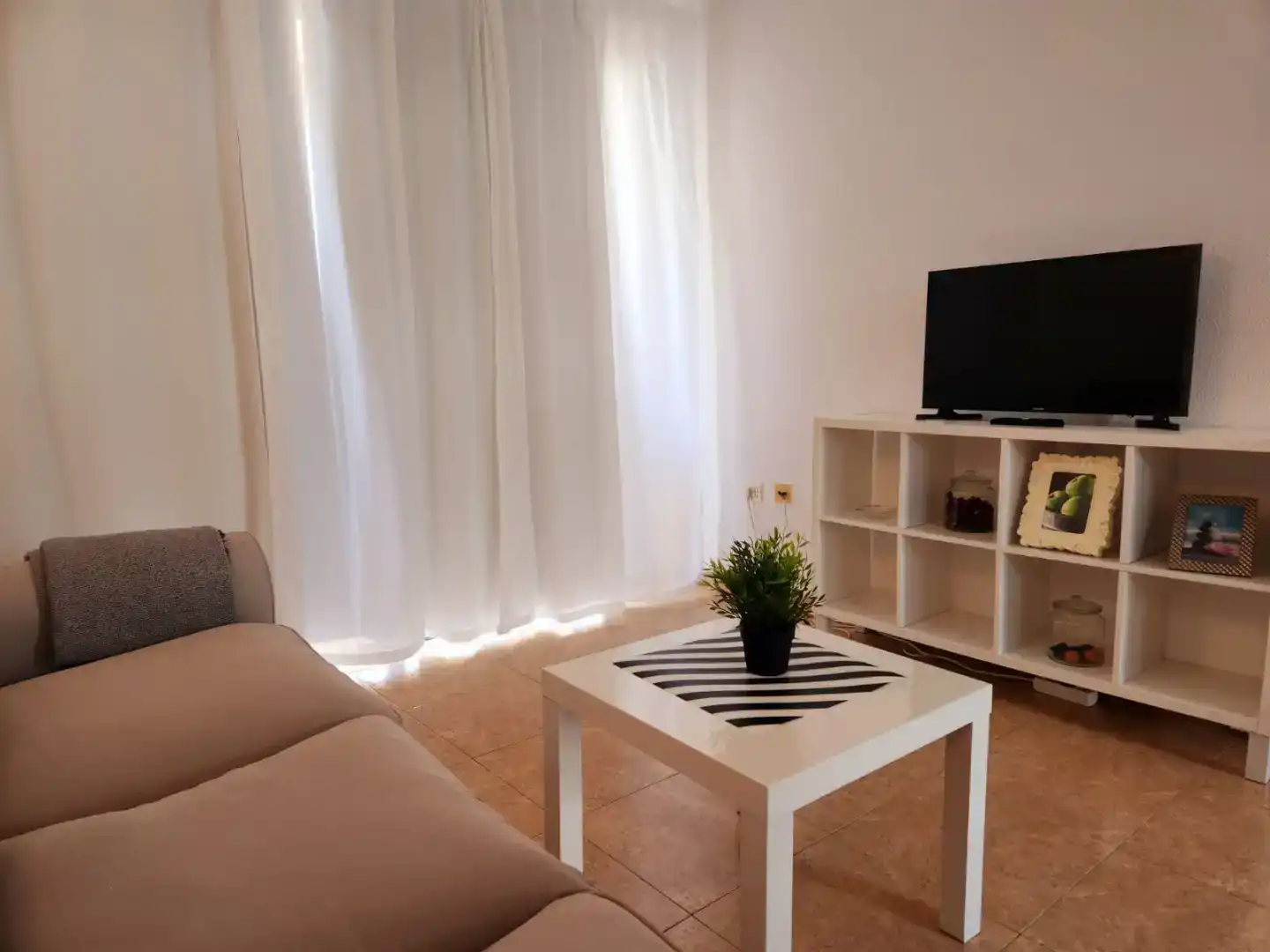 Sala d'estar de Apartament en venda en San Bartolomé de Tirajana amb Balcó