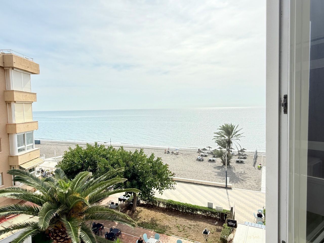 Vista exterior de Pis en venda en Torrox amb Piscina comunitària