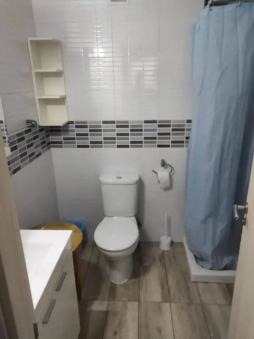 Badezimmer von Wohnungen zum Verkauf in Torrox
