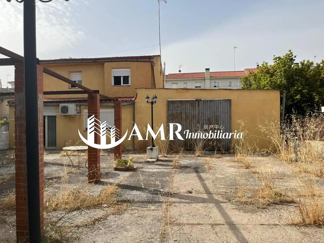 Vista exterior de Casa o xalet en venda en Yeles amb Aire condicionat, Calefacció i Jardí privat