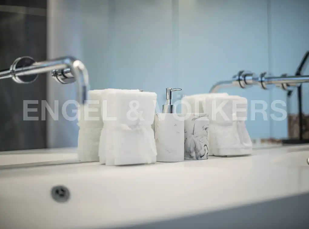 Baño de Piso de alquiler en Barcelona con Aire acondicionado, Calefacción y Piscina