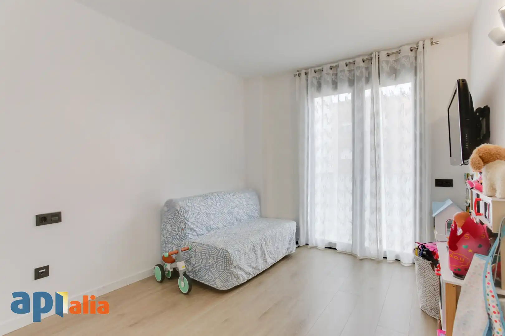 Bedroom of Duplexes for sale in Esplugues de Llobregat  with Air Conditioner, Heating and Storage room