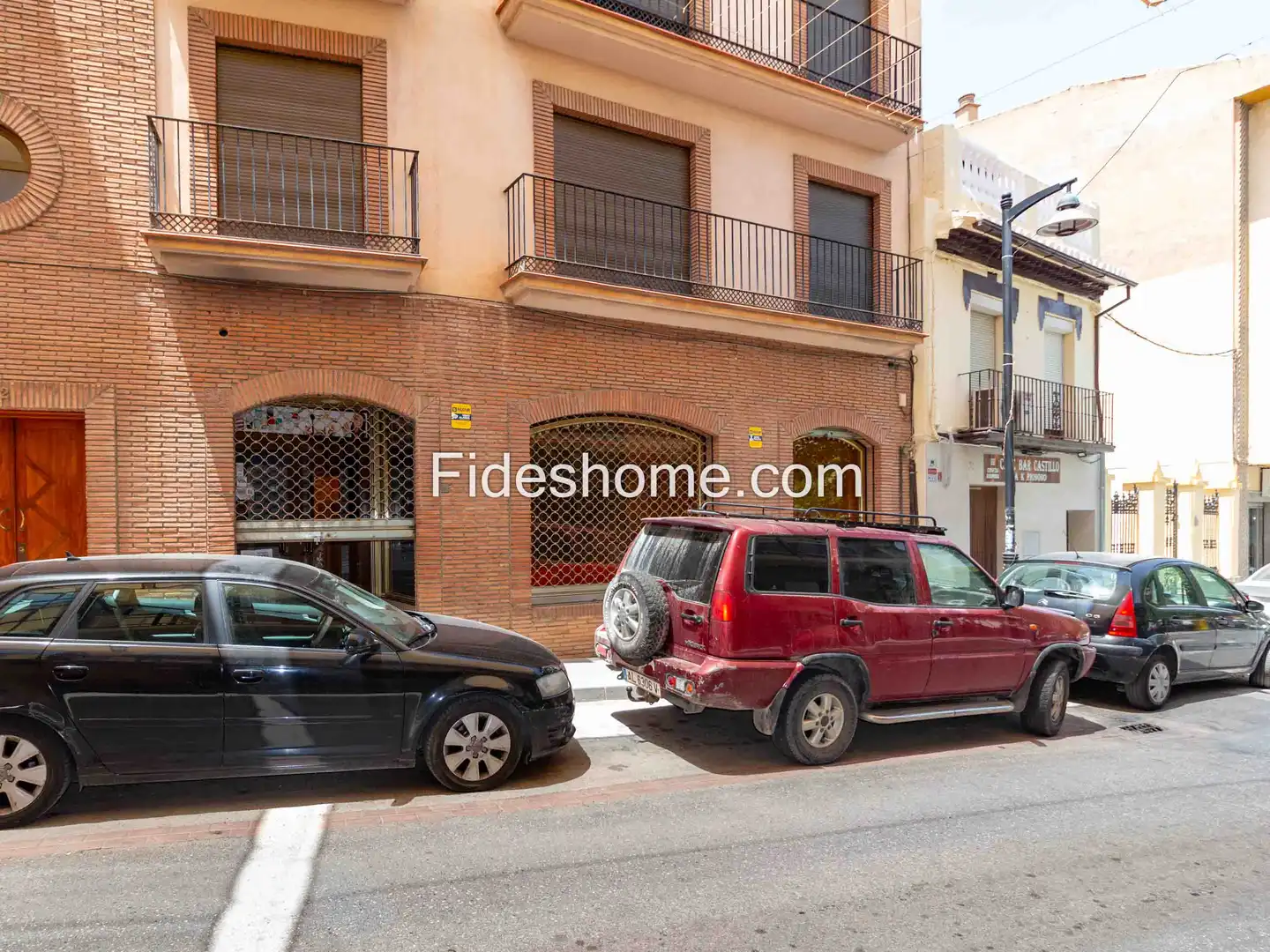Local comercial en venda a Calle Comandante Lázaro 2