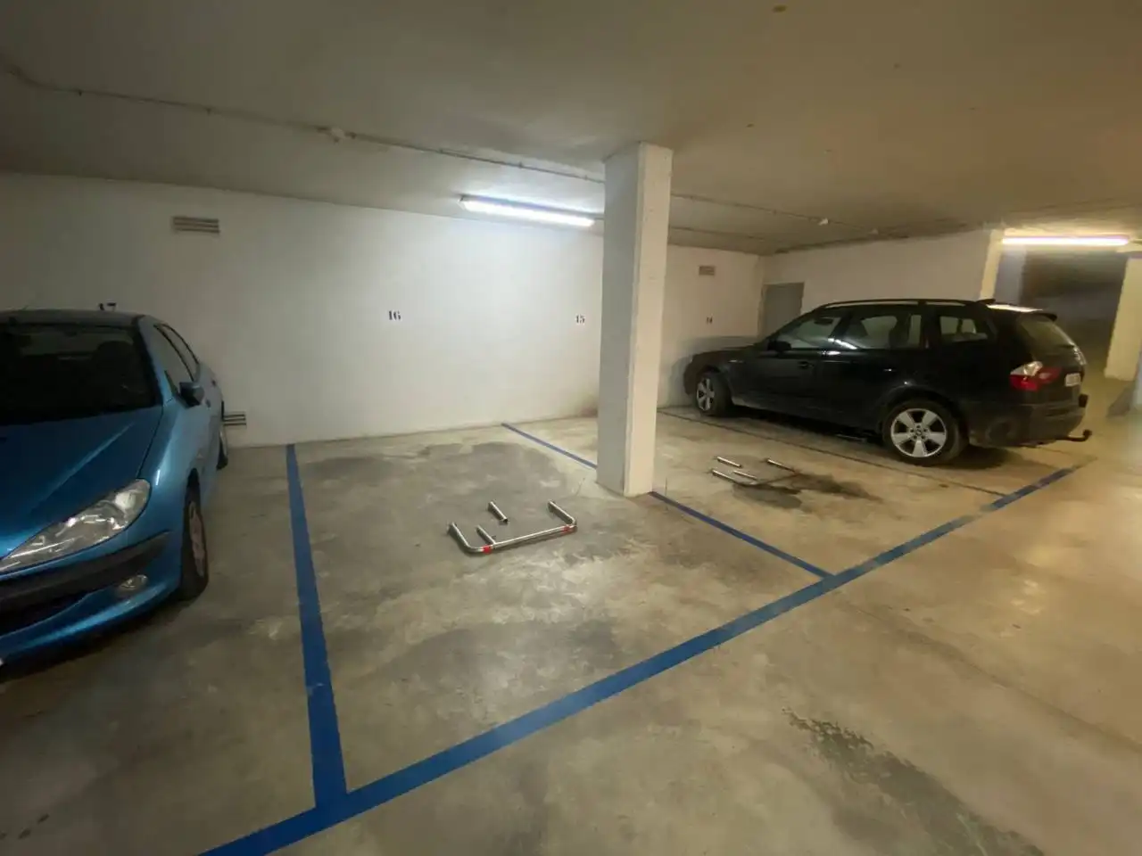 Aparcamiento con ascensor en venta en Rambla DE LA GENERALITAT 21