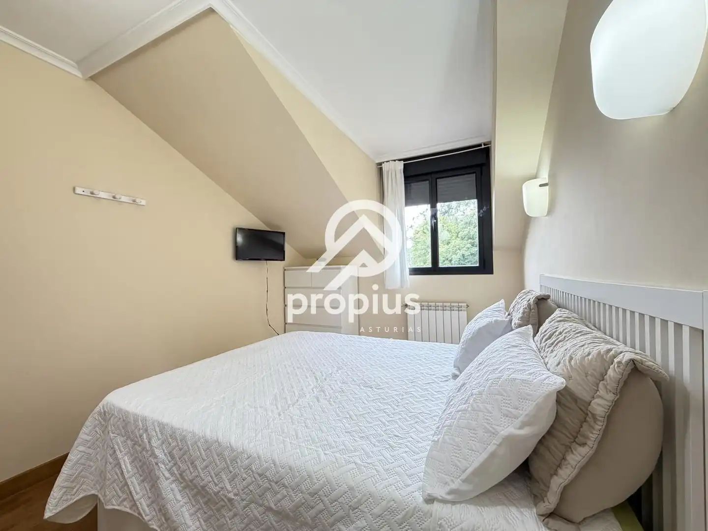 Bedroom of Flat for sale in Llanes  with Heating and Furnished