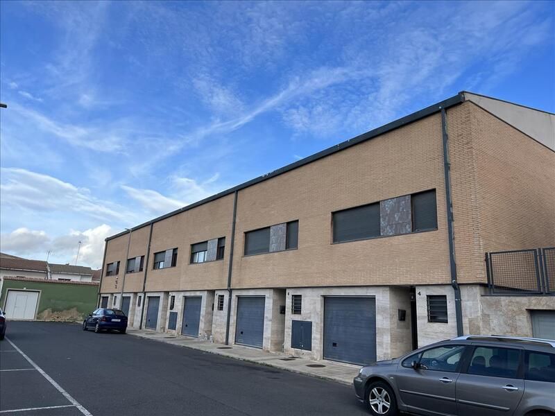 House or chalet for sale in DEL TARAY, Daimiel