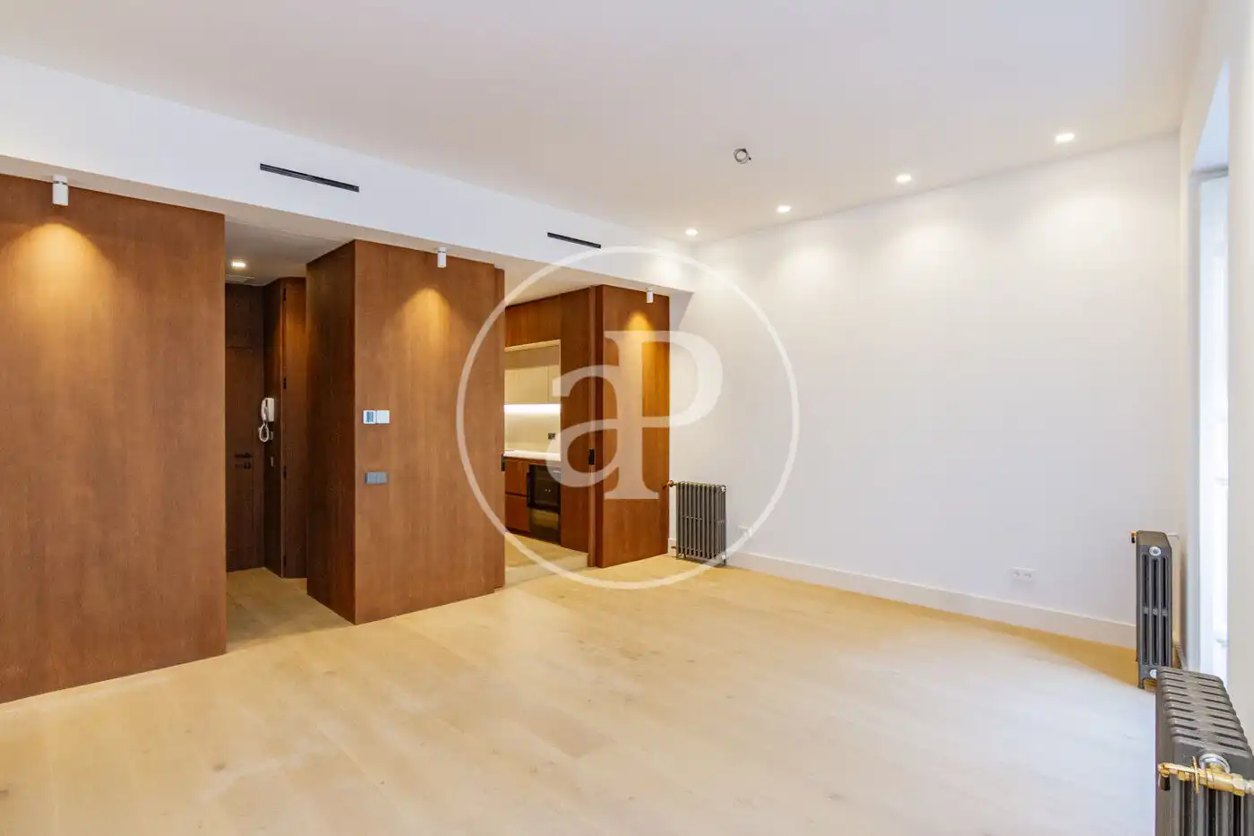 Piso en venta en Madrid con Aire acondicionado, Calefacción y Balcón