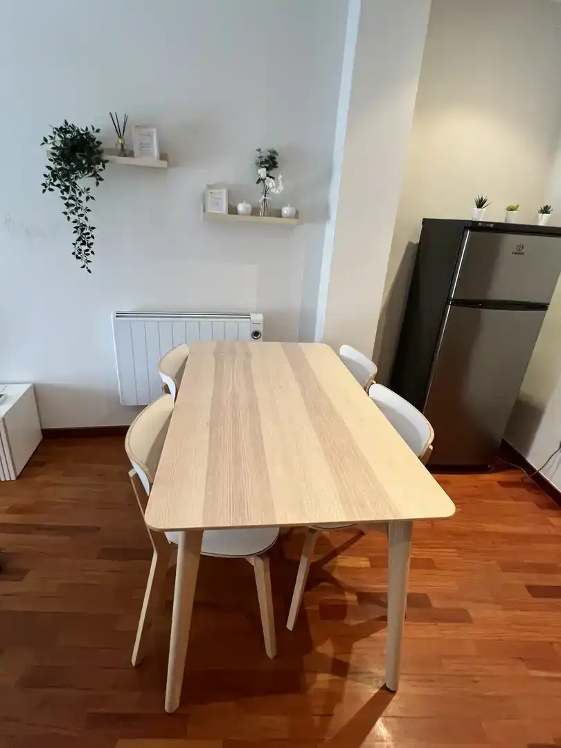 Comedor de Apartamento en venta en Redondela con Parquet y Amueblado