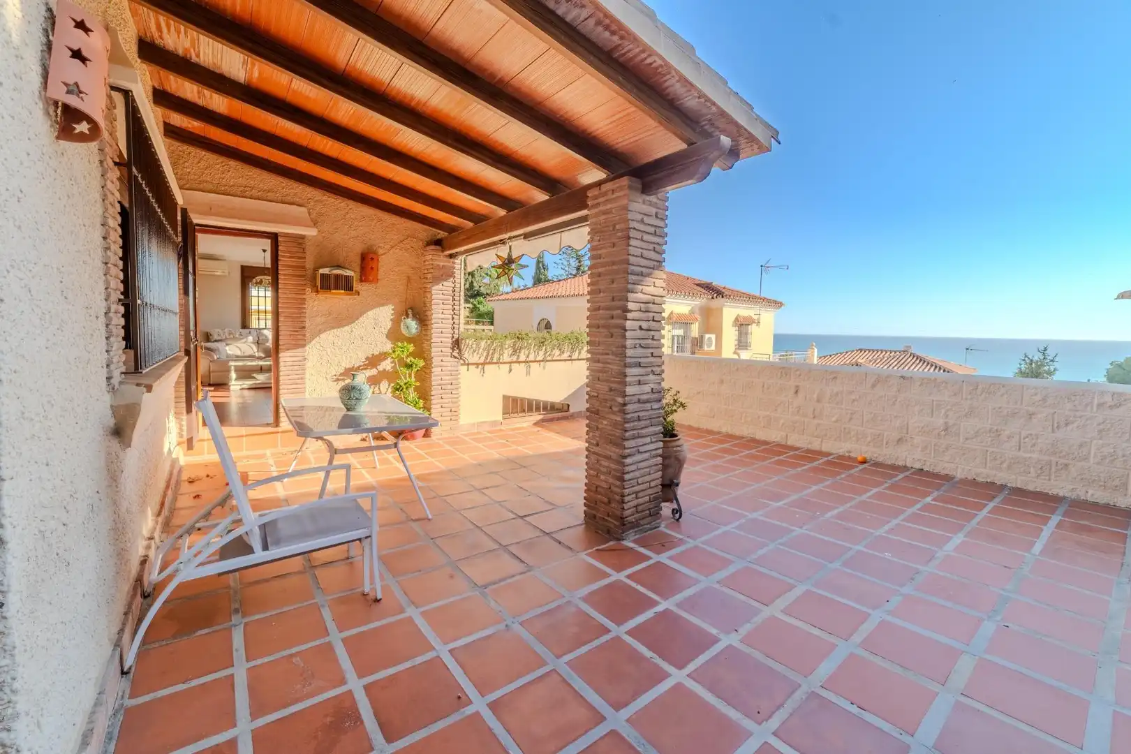 Terrassa de Casa o xalet en venda en Rincón de la Victoria amb Aire condicionat, Terrassa i Traster