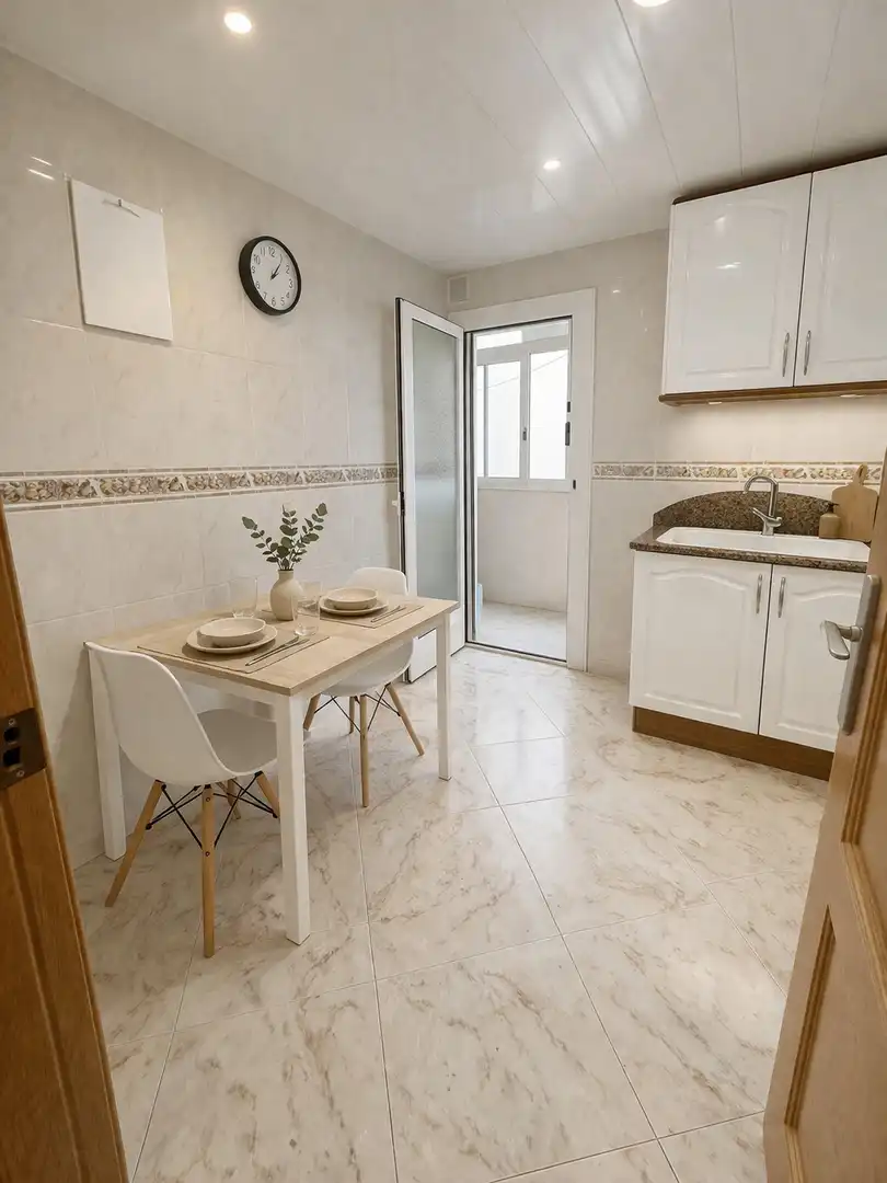 Apartament en venda a Castell - Poble Vell