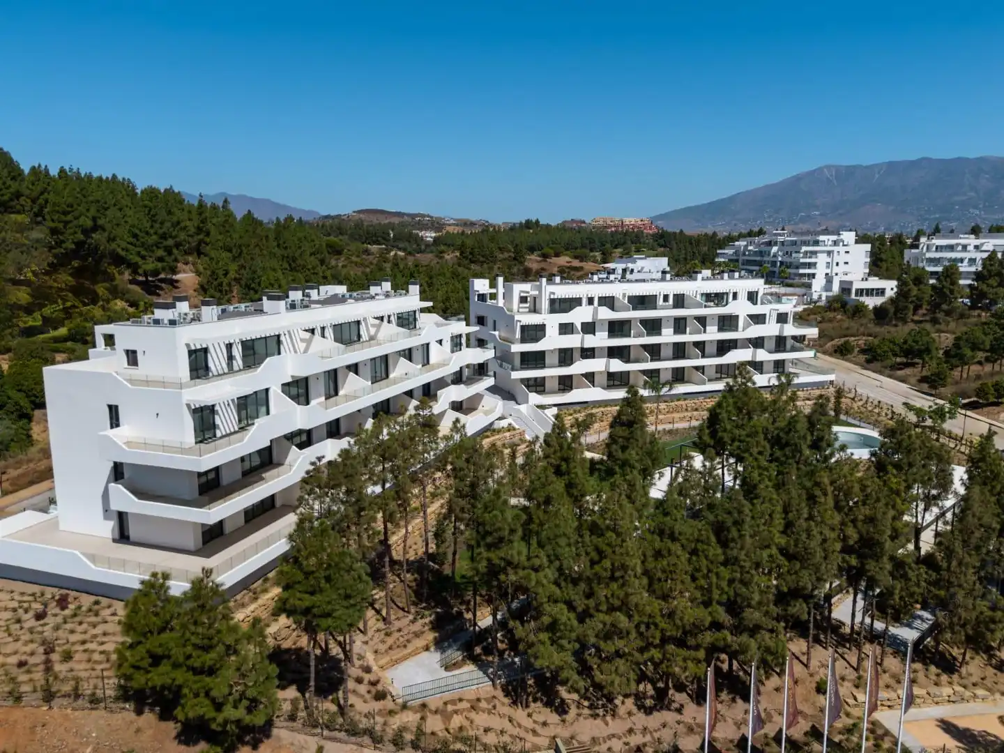 Vista exterior de Apartament en venda en Mijas amb Jardí privat, Terrassa i Traster