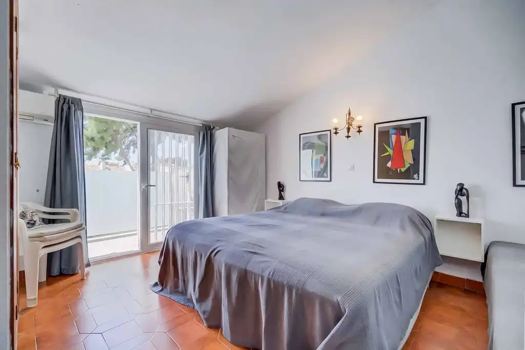 Dormitori de Casa adosada en venda en Mijas amb Aire condicionat, Terrassa i Moblat