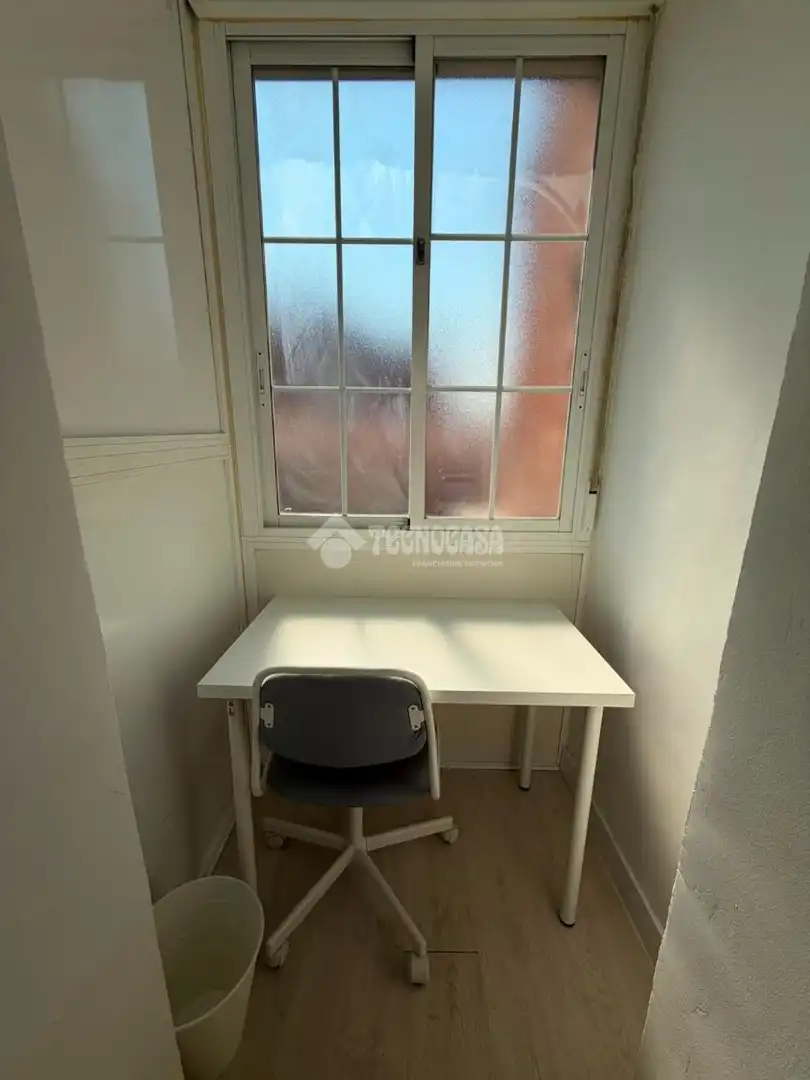 Bedroom of Flat for rent in Getafe  with Air Conditioner and Heating