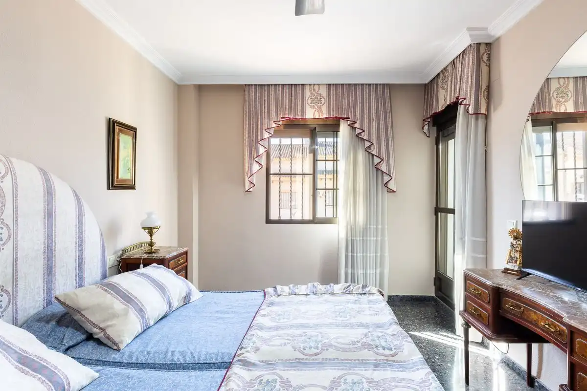 Habitación de Casa adosada en venta en Alaquàs con Aire acondicionado, Calefacción y Terraza