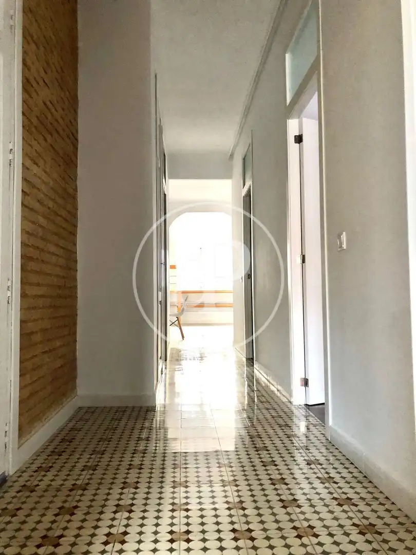 Wohnung zur Miete in Valencia mit Klimaanlage, Heizung und Abstellraum