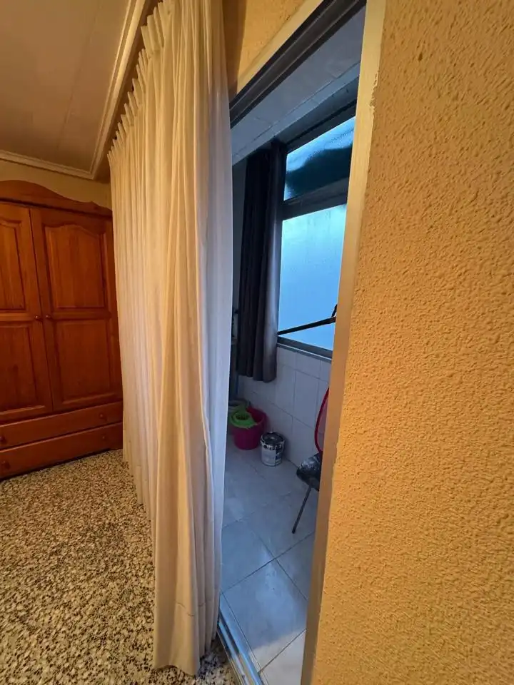 Habitación de Piso de alquiler en Valencia con Amueblado
