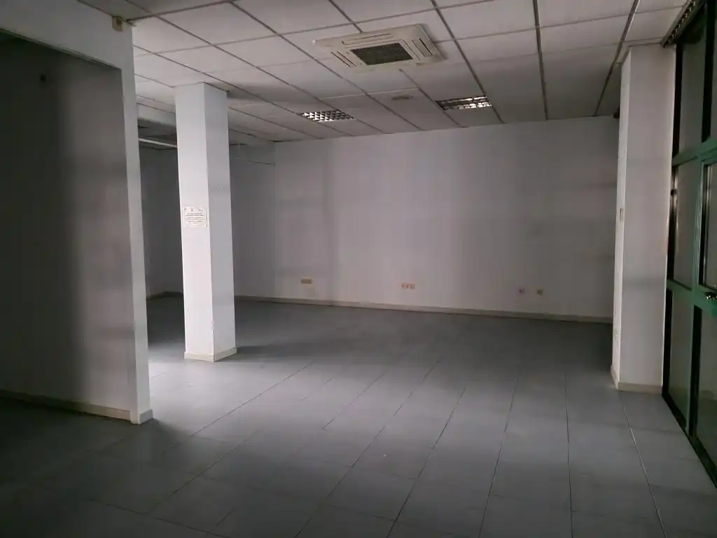 Business premises to rent in Boiro, imagen 5