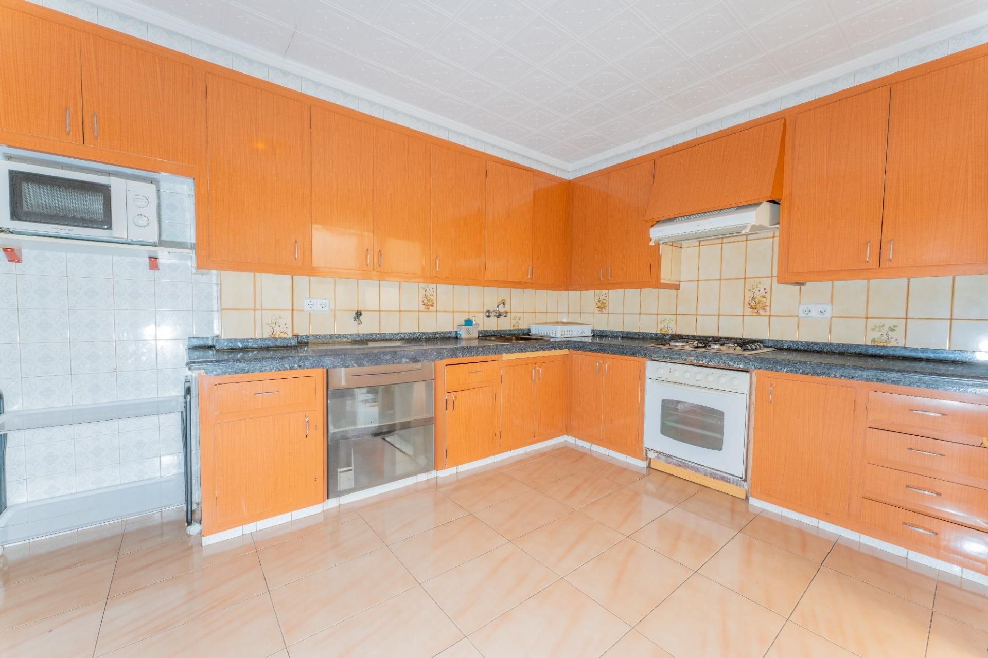 Kitchen of Flat for sale in Elche / Elx  with Heating, Storage room and Balcony