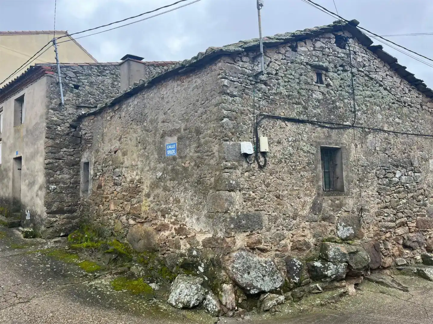 Vista exterior de Casa adosada en venda en Villalcampo