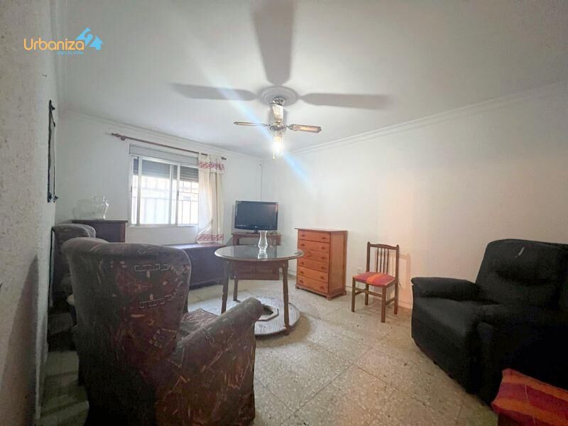 Exterior view of Planta baja for sale in Badajoz Capital  with Air Conditioner, Heating and Terrace