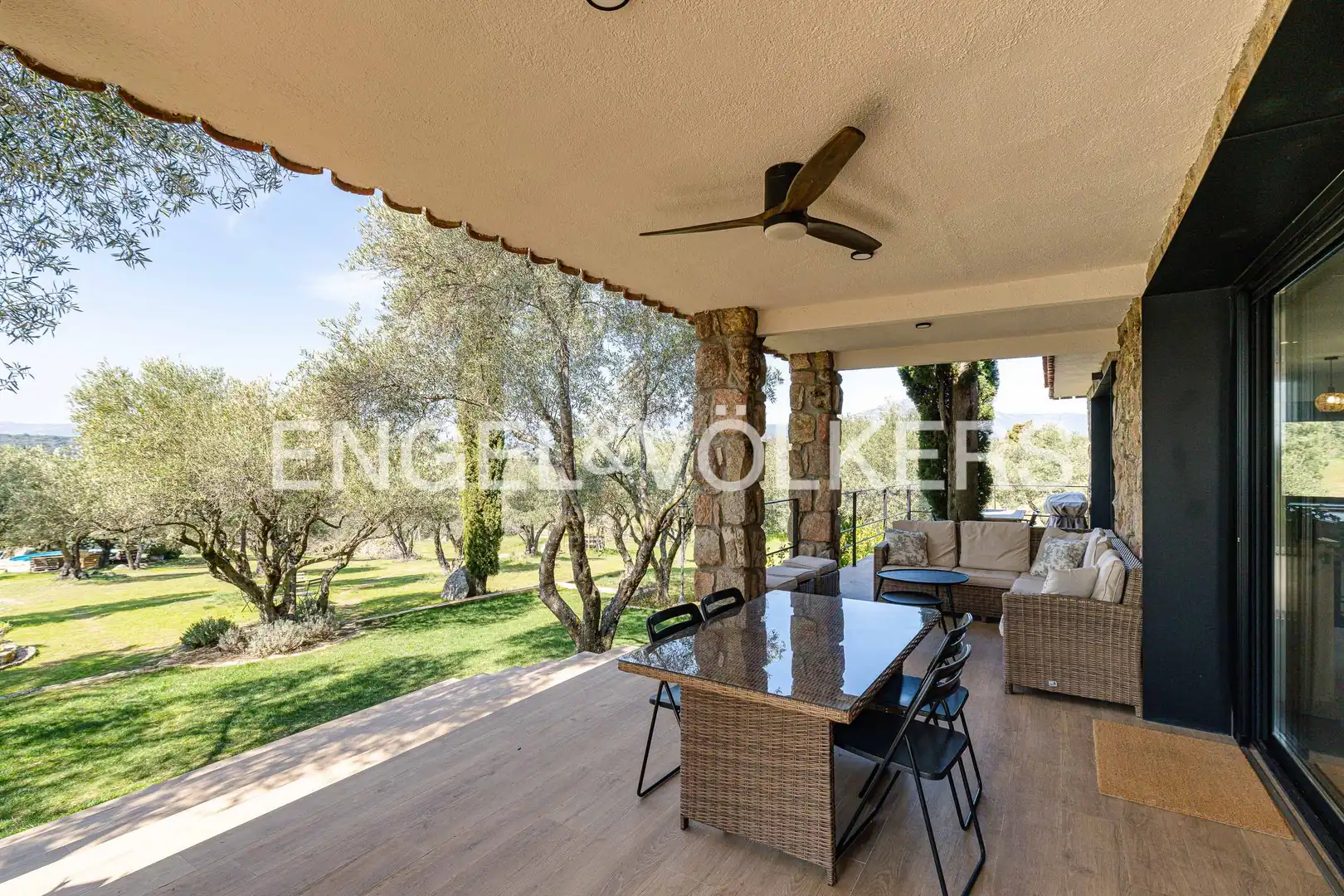 Terrace of Houses for sale in Valdemorillo  with Air Conditioner, Heating and Private garden