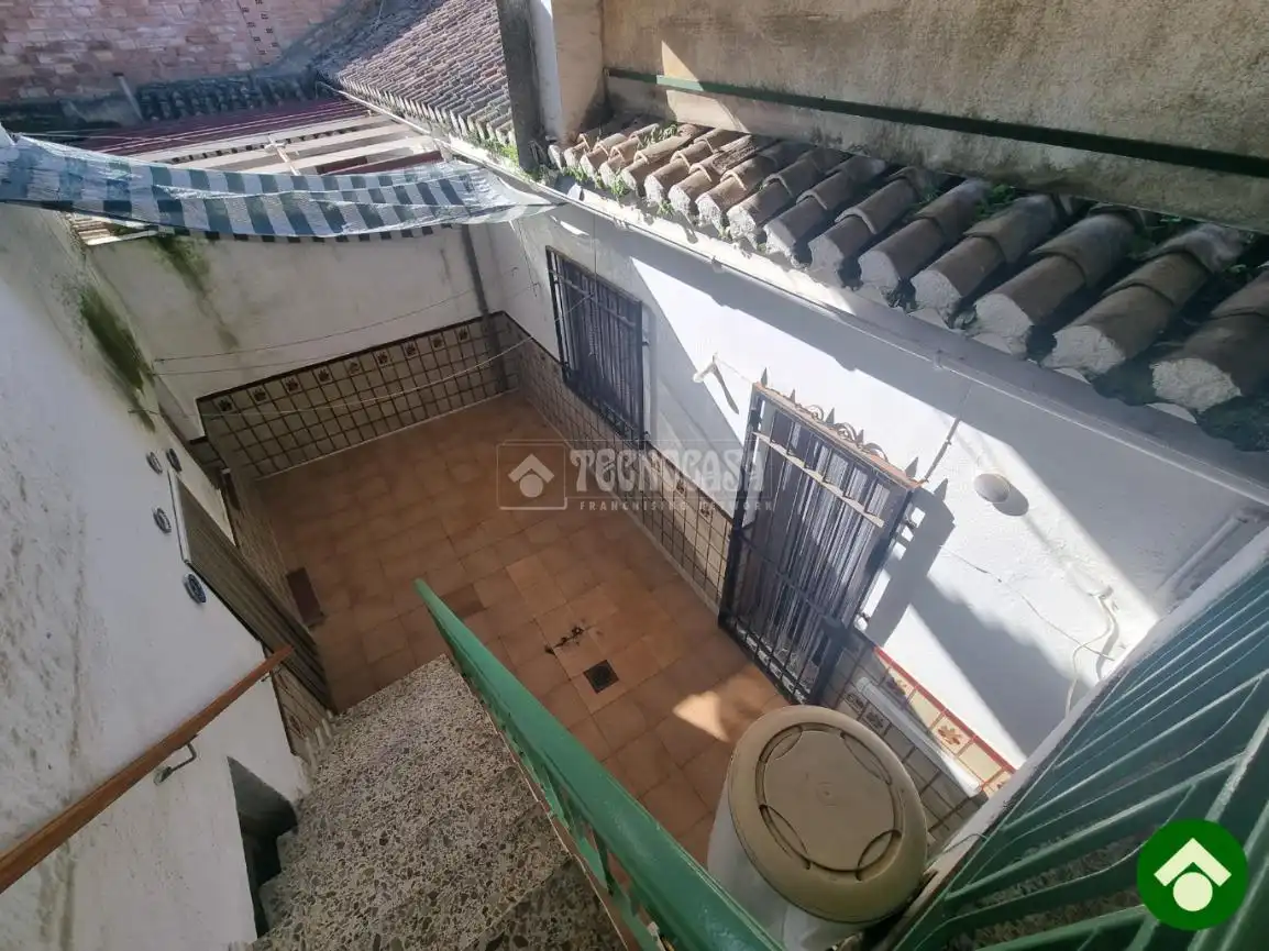 Vista exterior de Casa adosada en venta en Santa Fe con Trastero