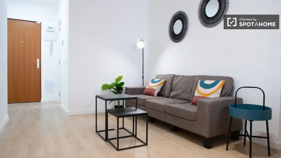 Room in Juan de la Cierva