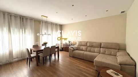 Foto 3 de Piso en venta en Les Roquetes, Barcelona Capital