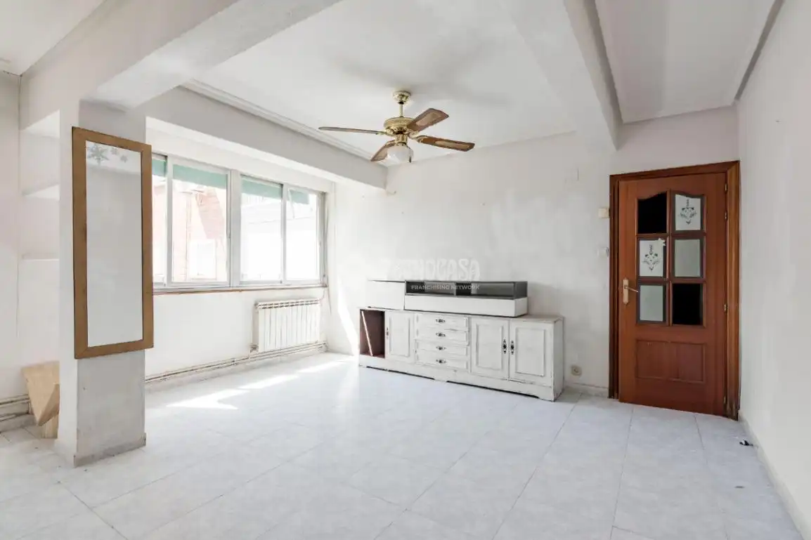 Sala de estar de Piso en venta en Madrid