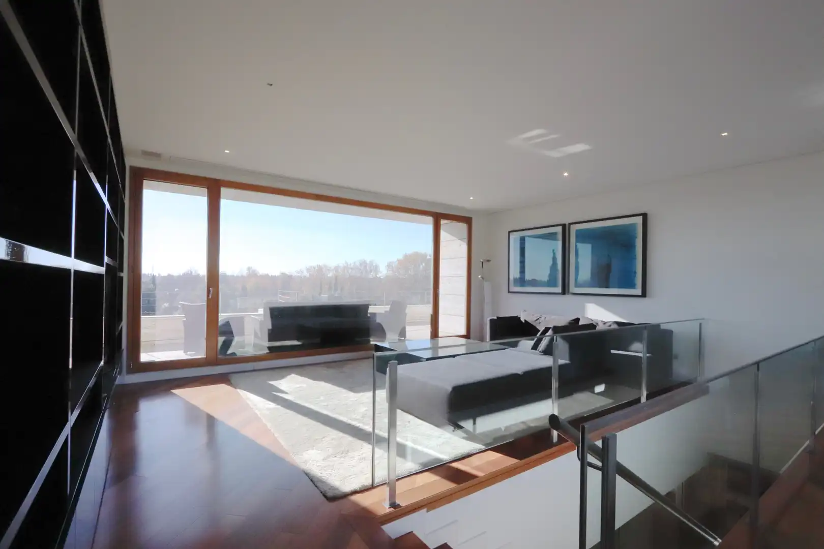 Living room of Houses for rent in Pozuelo de Alarcón  with Air Conditioner, Heating and Private garden
