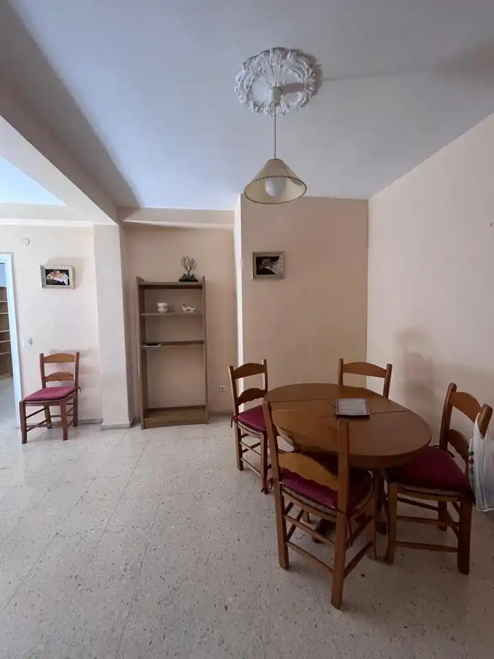 Piso de alquiler en Arenal - La Pólvora
