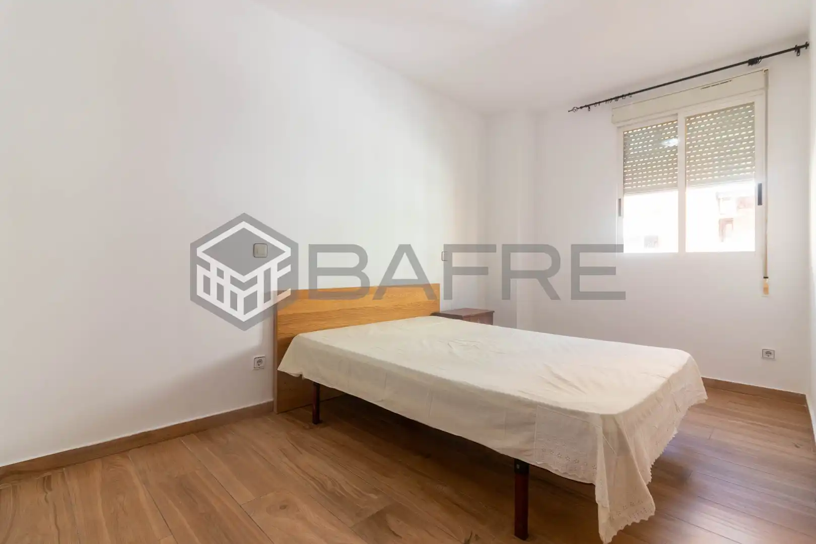 Schlafzimmer von Wohnung zum Verkauf in Madrid mit Klimaanlage und Abstellraum