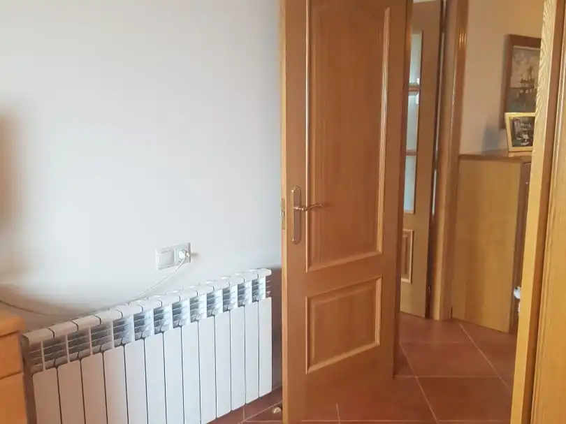 Pis en venda en Oza dos Ríos amb Calefacció, Parquet i Traster