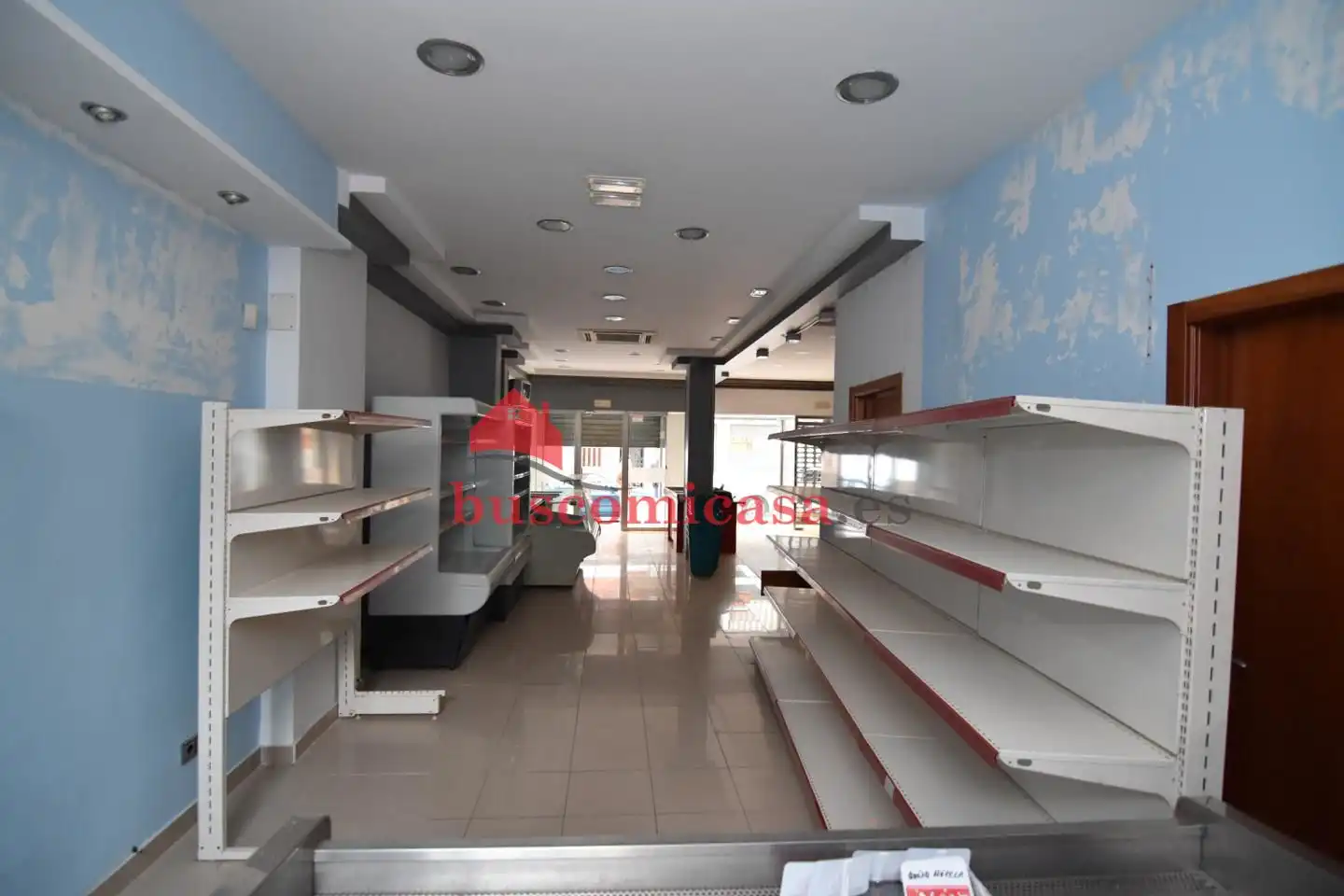 Local en venda en Linares amb Aire condicionat