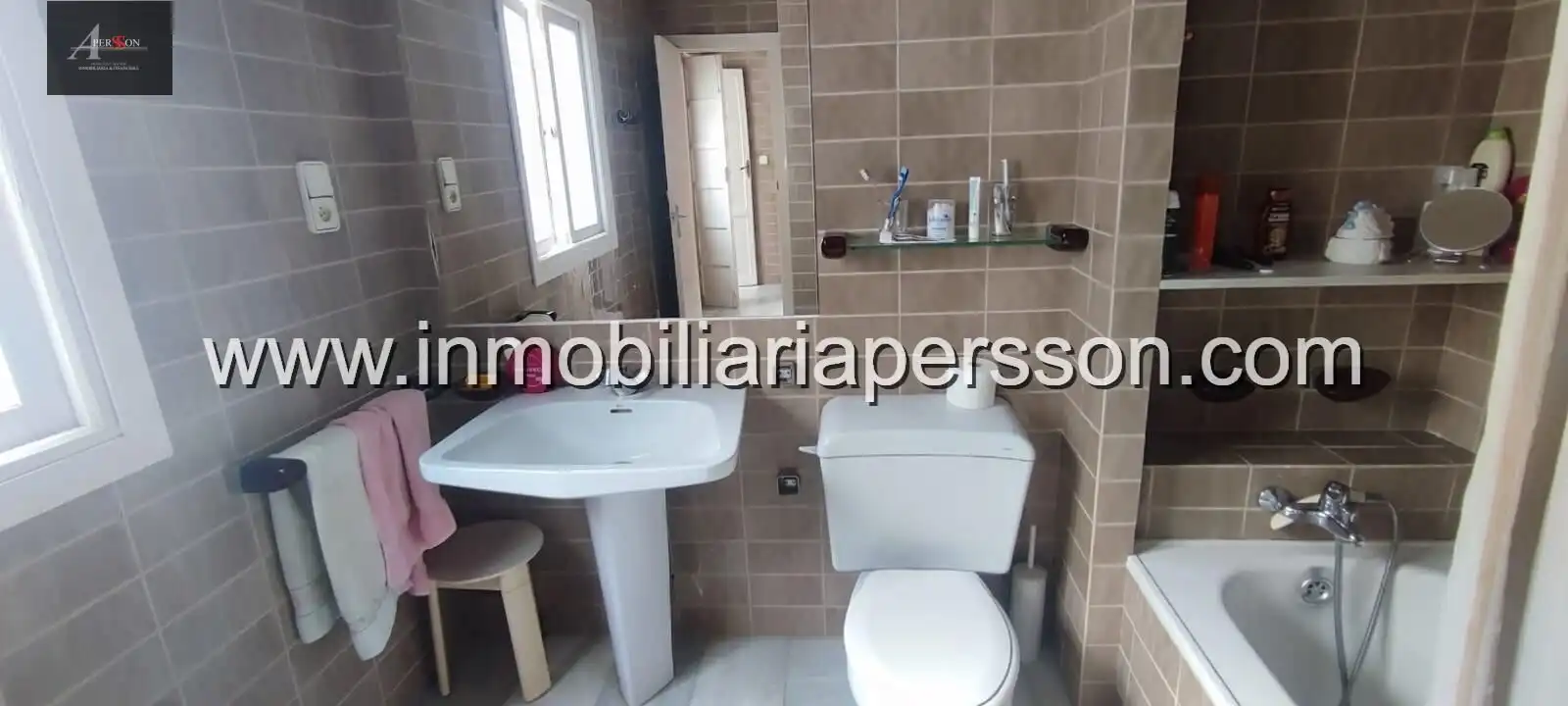 Bathroom of Houses for sale in Écija  with Air Conditioner, Terrace and Storage room