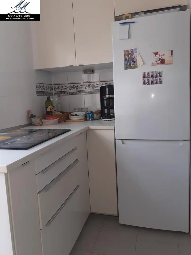 Cuina de Casa o xalet en venda en Los Alcázares amb Calefacció, Jardí privat i Terrassa