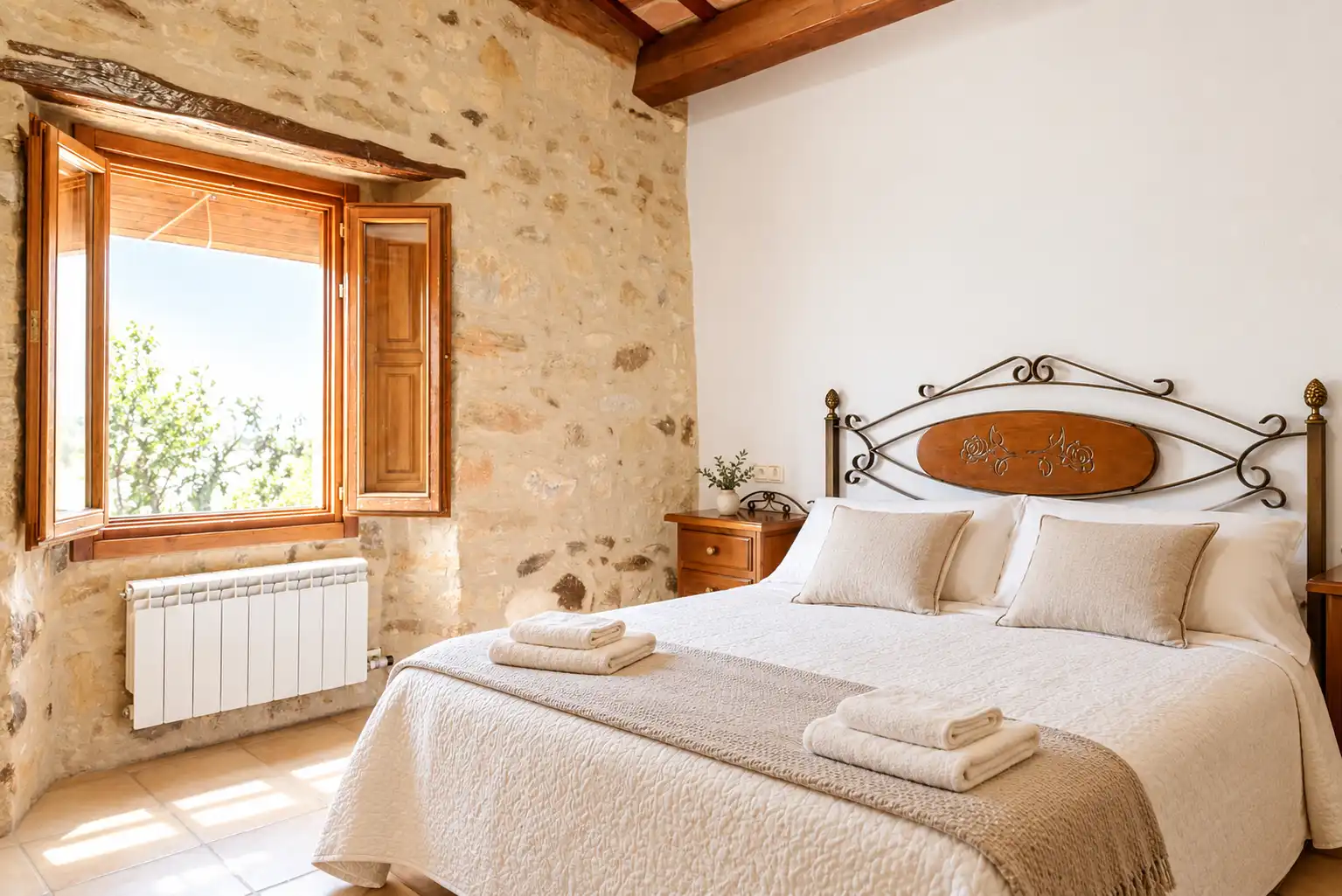 Casa rustica con piscina in vendita a Aiguaviva, imagen 6