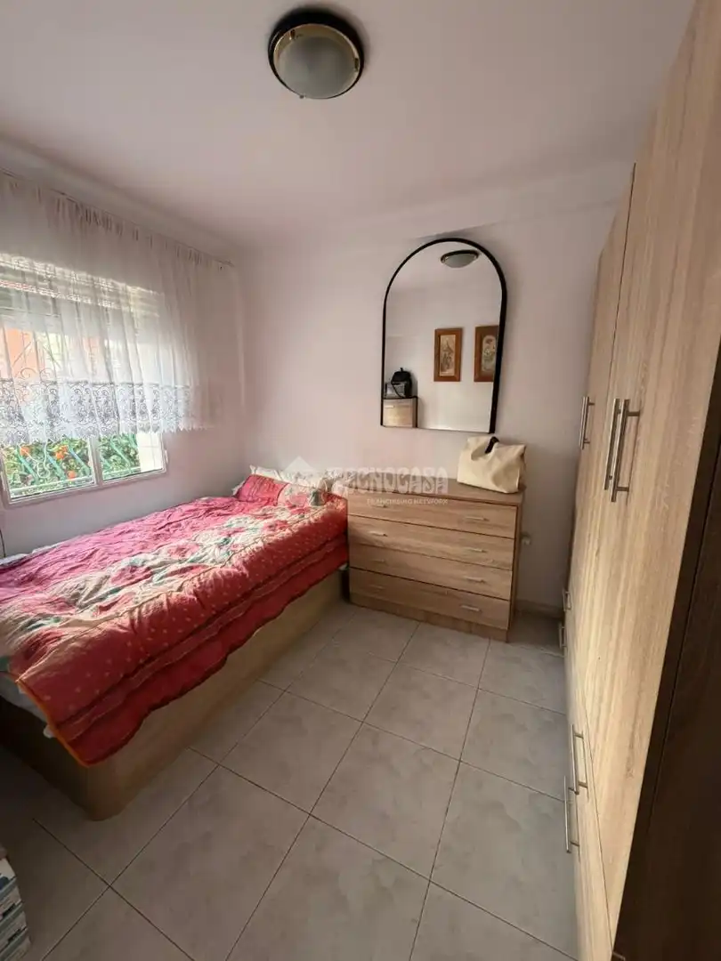 Habitación de Piso en venta en Sevilla con Aire acondicionado