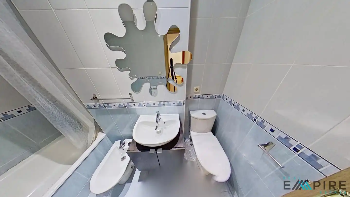 Badezimmer von Wohnung zum Verkauf in Parla mit Heizung, Abstellraum und Möbliert