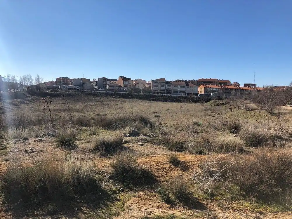 Terreny residencial en venda a La Lastrilla, imagen 4