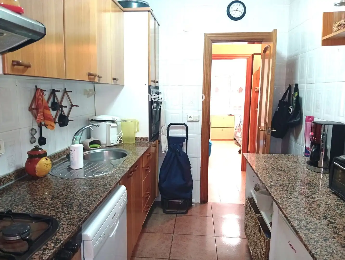 Cuina de Pis en venda en Cunit amb Terrassa, Moblat i Alarma