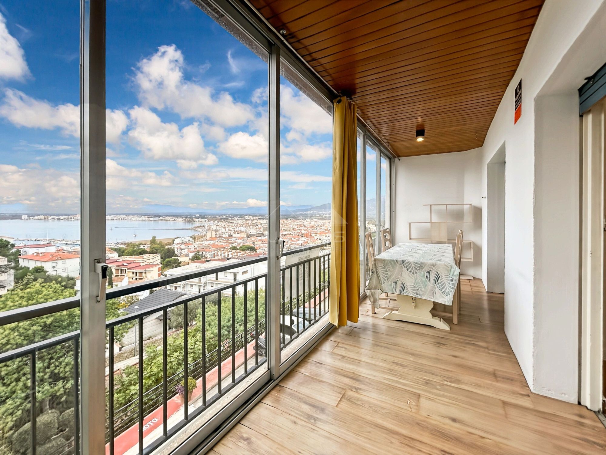 Wohnung zum verkauf in N/A, Almadrava - Canyelles - Puig-Rom