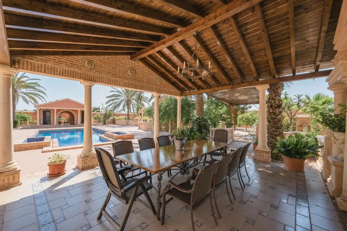 Terrassa de Casa o xalet en venda en Elche / Elx amb Aire condicionat, Calefacció i Jardí privat